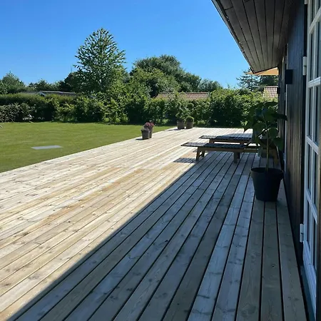 Tatil Evi Southern Flair In Modern Danish Summer House *